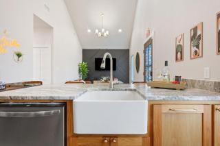Wandering Willow Villa - Waco - 9