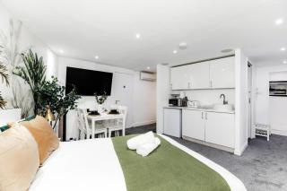 Regents Street's Superb Studios! - Londra - 7
