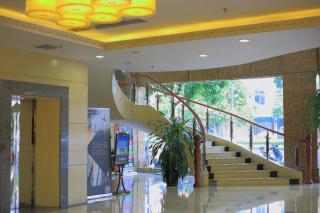 Chonpines Hotels·Zhongshan Xiaolan LRT Station - Zhongshan - 4