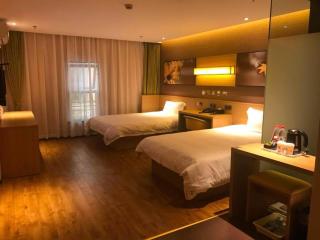 IU Hotel Taizhou Wanda Plaza - Taizhou - 6