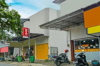 OYO 709 Menjangan Residence at Klayatan - Gadang - 6