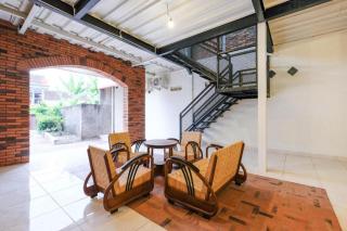 SUPER OYO Collection O 2383 Andongkoe 64 Salatiga - 2