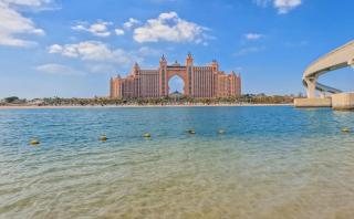 Luxury 3 Bed Apartment at Palm Jumeirah - 1