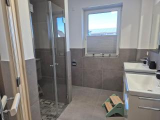 Traumhafte FeWo mit Garten und Sauna an der Küste - Dornum - 5