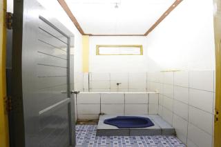 SPOT ON 92529 Penginapan Wisma Bintang Syariah Near MTs Al Ma'arif Kota Bangun - 1