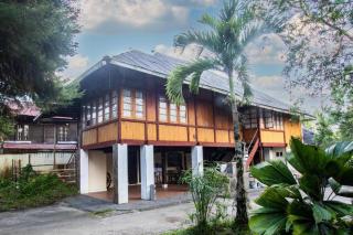 OYO 92572 Mountain View Homestay - Manado - 8