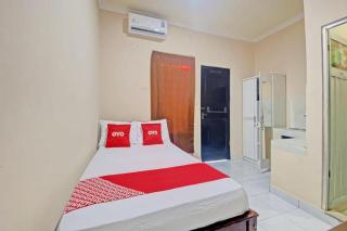 OYO 92961 Amor Kost - Kupang - 9