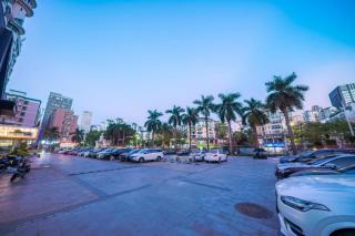 Xicheng Administrative Apartment (Shenzhen North Station Longhua Yifangcheng Branch) - 2