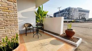 Mark Four Place Hotel - Phrae - 8