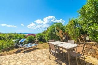 Villa Vista Mare Cala Ginepro - Punta Molara - 0