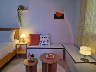 Peaceful moment in the heart of Seoul near DDP 명동 - 3