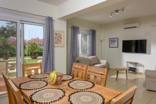 Aloni Grove Retreat - 2