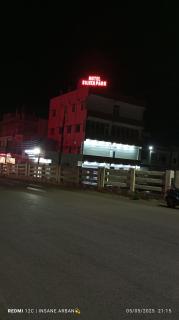 Hotel Silver Park and Restaurant - 7