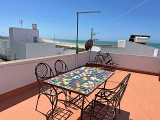 Sardinas apartment with roof terrace and sea view - 9