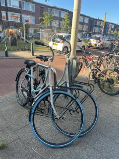 Cosy room with private bathroom and 2 bikes - 1