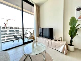 Chic & Serene 1br In Jvc Peaceful Vibes - 3