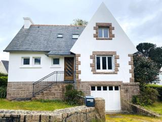 Maison avec WIFI, jardin à 320m de la plage à TREGASTEL - Réf 183 - Trégastel - 0