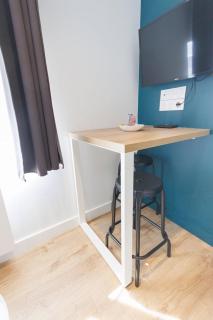 Idéal pro/solo* Studio d'archi coeur de ville * WiFi * Calme * Mon Groom - Troyes - 2