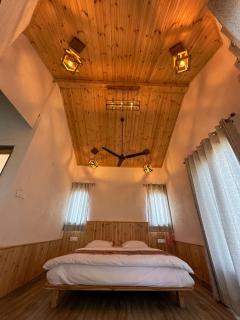 VaruWoods - Luxury Boutique Resort, Trekking & Water sports - Lonavla - 9