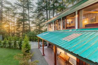 StayVista at Jai Cottage Near Mall Road, with Breakfast - 2