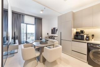 ALiving Elegant 1BR Apartment with Balcony I MAG960 - 9