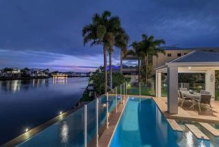 Stunning Waterfront Coastal Retreat, sleeps 13 - Twin Waters - 5