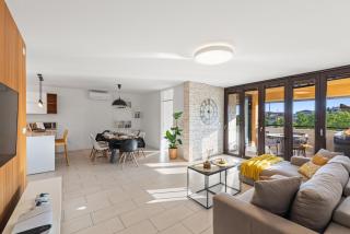 GRAND CENTRAL apartment with 3 bedrooms in Porec! - 1