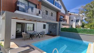 Çalış Merkeze Yakın Özel Havuzlu İkiz Villa - 9