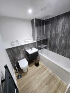 Modern & Spacious 1 Bed Apartment in Liverpool - Liverpool - 2