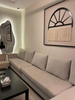 شقة بدخول ذاتي بجانب البوليڤارد - Riad - 1