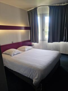 Agape Hotel Niort- Bessines - Bessines - 8