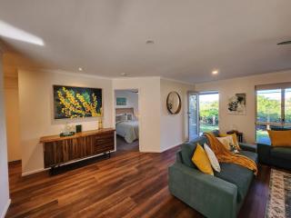 Wattle Cottage - Private Luxury - Maleny - 3