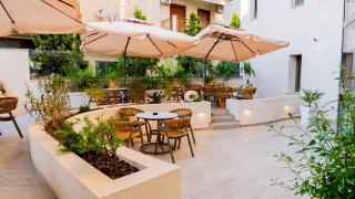 Sky Boutique Hotel - Perea - 4