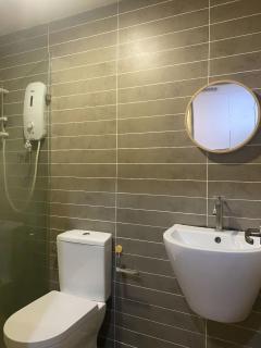 Minimalist Bliss - Strategic Place, Near Kuching Hospital & Kuching City - Kuching - 5