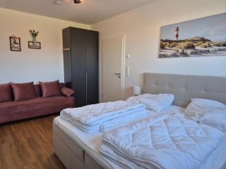 4 separate Ferienwohnungen in Traumlage mit Garten - Dornum - 5