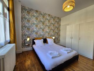 La Cloche d'Or - lit King Size et Parking privé - 3