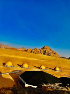 Luxury Camp Wadi Rum - Wadi Rum - 9