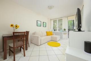 Bright Apartment Close to Old Town and Metro by Noclegi Renters - Warschau - 7