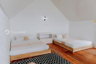 White Cabin By Travelink - 3