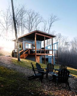 Unique Container with BBQ Ideal for Couples in Georgia - Rising Fawn - 9