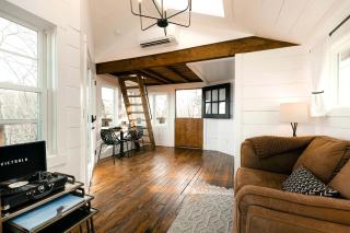 Breathtaking Tree House with Jacuzzi and Lofted Interior in Georgia - Rising Fawn - 6