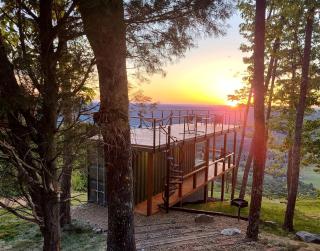 Incredible Container with Rooftop and Beautiful Sunset Views in Georgia - Rising Fawn - 0