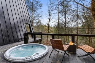 Apex Treehouse in Blue Ridge, GA - 6