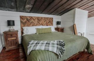 Luxurious Cabin with Jacuzzi and Breathtaking Views in Georgia - Rising Fawn - 6