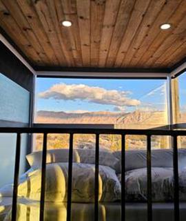 Arizona Adventure Awaits: Glamping Rental Offering Exquisite Views - Meadview - 2