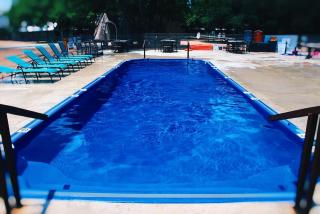 Waterfront Glamping: Safari Tent Retreat for Water Lovers in Cibolo, TX - Marion - 5