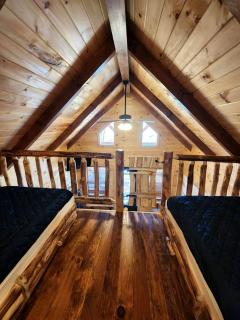 Gorgeous Cabin Great for Family Getaways in Ohio -  - 7