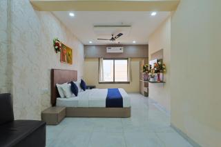 The Castle Crown - Hotel Lord Krishna Dham - 8