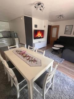 Vila sa bazenom Lily - Konjic - 2