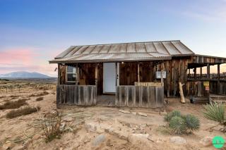 Rustic Secluded Cabin with Stunning Sights in Monticello, Utah - Monticello - 5